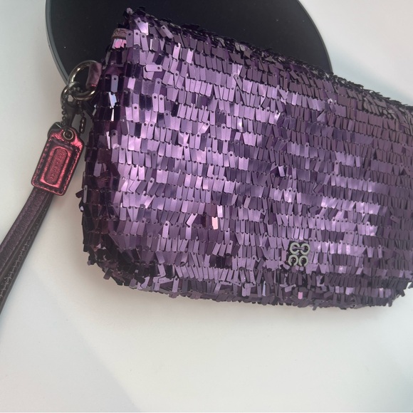COACH limited edition rare Purple Poppy Sequins wristlet Y2k - Picture 9 of 13